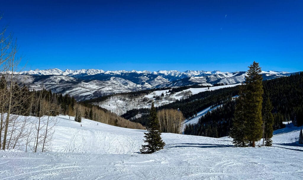 Sweeping snowy panorama of Beaver Creek, showcasing quiet spots at Colorado ski resorts.